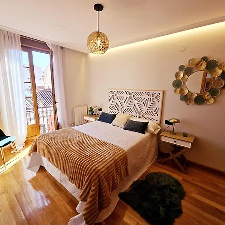 Legio Vii Apartment Leon